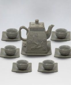 Ấm chén đào nổi hương sa